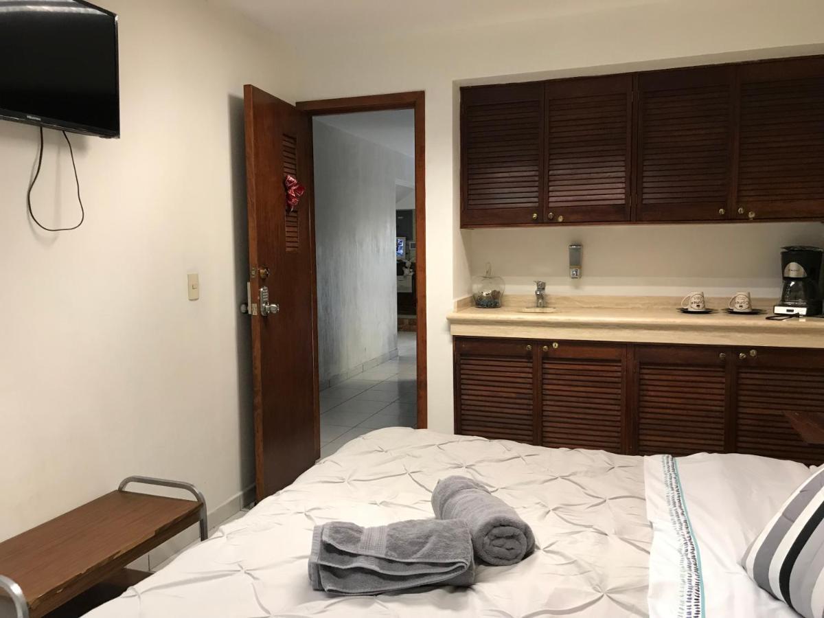 Casa D Miros Familias , Grupos Y Empresas Max 20 P Hotel Guadalajara Luaran gambar
