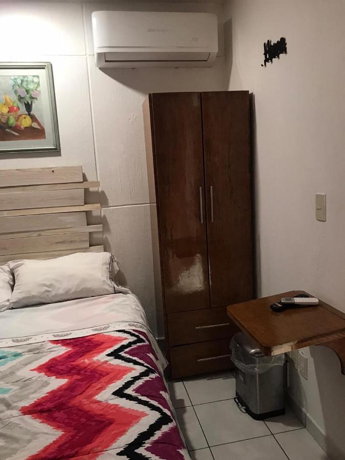 Casa D Miros Familias , Grupos Y Empresas Max 20 P Hotel Guadalajara Luaran gambar