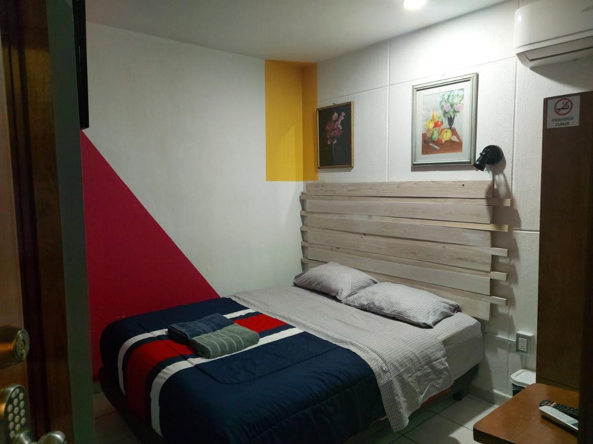 Casa D Miros Familias , Grupos Y Empresas Max 20 P Hotel Guadalajara Luaran gambar